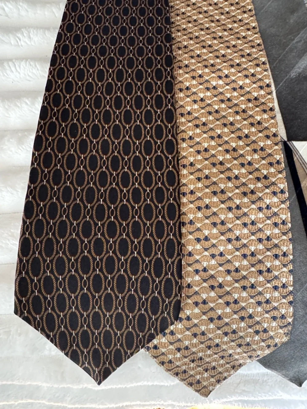 Men's Tie Bundle in Red, Black, Brown, Tan, Gray